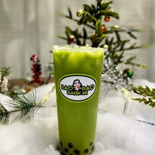 Thai green tea with boba