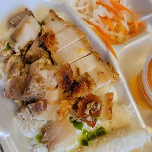 Crispy Pork Belly with Rice Vermicelli Sheets