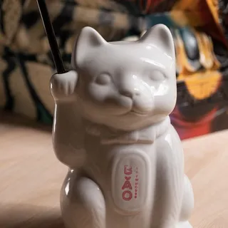 Lucky Cat