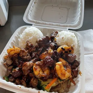 Steak and shrimp hibachi lunch. Comes with vegetables and rice.