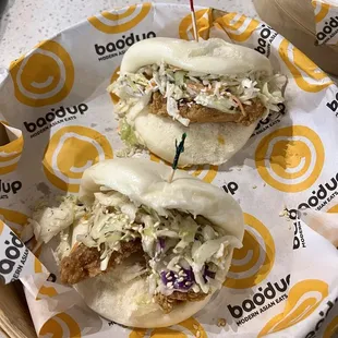 Crispy chicken tacos