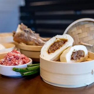 Juicy Pork Bao Basket