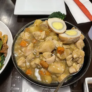 Japanese Style Curry Chicken Over Rice