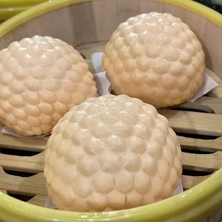 Steamed Sweet Lava Bao (3)