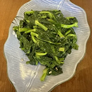 Stir Fried Pea Shoots with Garlic