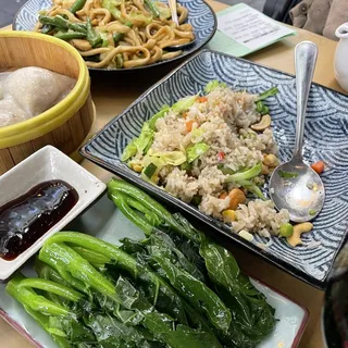 Shanghai Veggie Fried Noodle