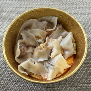 C8 Sichuan Spicy Wonton in Red Oil