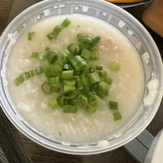 B9 Porridge with Preserved Egg and Lean Meat