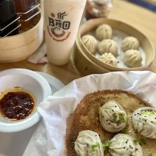 ramen and noodles, food