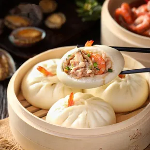 Shrimp Triple Delight Bun - Yummy