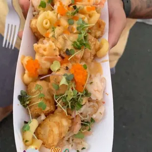 Lobster Mac n tots