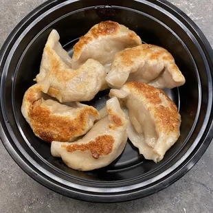 Pot Stickers (6)