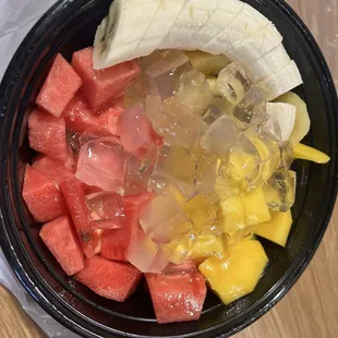 B-chai mixed fruit bowl with grass jelly-large portion good for sharing