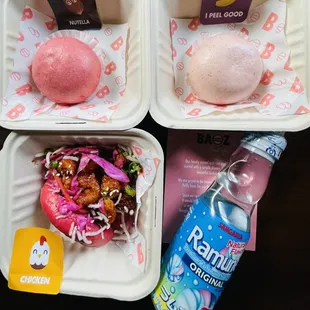 Sweatheart Bao (1 pcs) I Peel Good Bao (1 pcs) Cluck In Bao Ramune Original