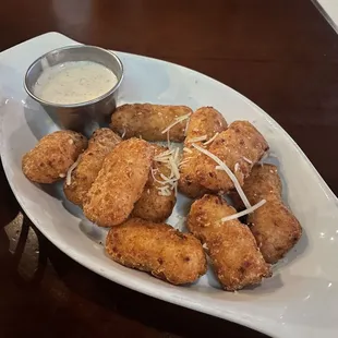 Mac&amp;cheese bites