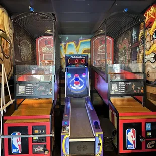 Ski all and basket ball