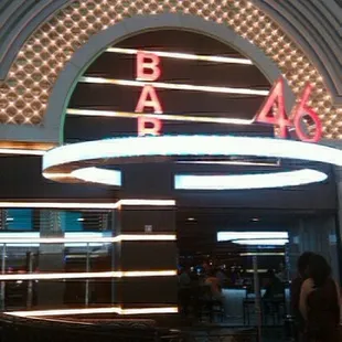 New bar at Golden Nugget... w/fancy outdoor patio!