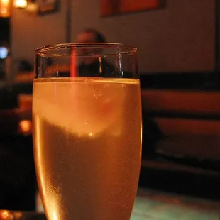 Lychee champagne cocktail - 3 stars