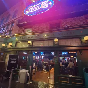 Outside (inside NYNY)