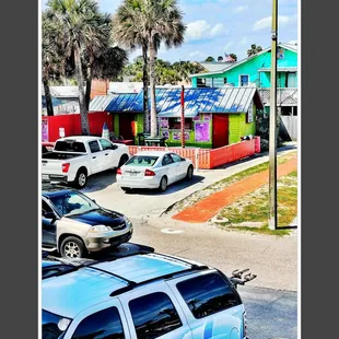 ows cars parked in a parking lot