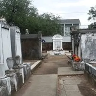 Linda M.