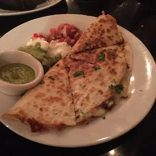 Barbacoa Quesadilla