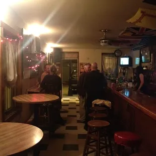 Bar denziens.