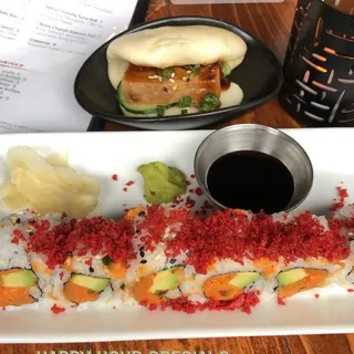 Spicy Crunchy Salmon Roll