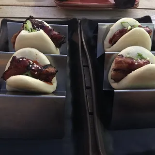 Grilled Chicken Bao Buns