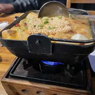 Mini Hot Pot with Spicy Miso