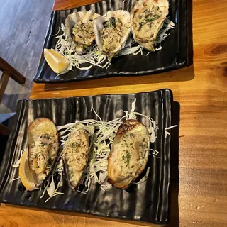 Grilled Mussels with Garlic Butter