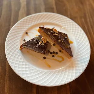 vegan frozen snickers pie