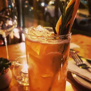 Notorious F.I.G. fig infused rye, grapefruit, rosemary, honey, seltzer