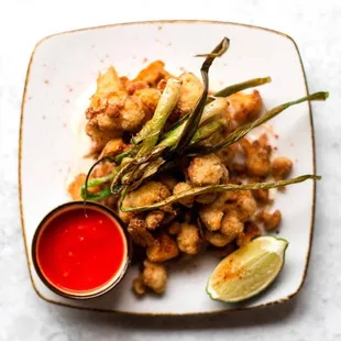chicken wings and fried chicken, food