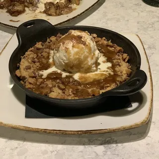 Cast Iron Cookie Sundae