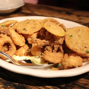  plate of fried food