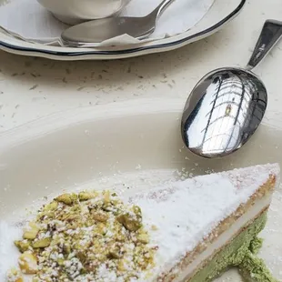 Pistachio Cake