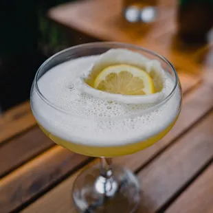 Make a splash at your big event with the Lychee Dream