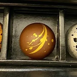 I bought a 5 pack of chocolates.