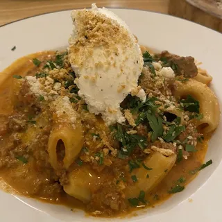Rigatoni alla Bolognese*