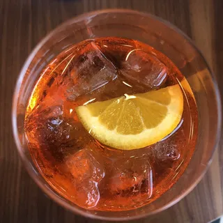 Canned Aperol Spritz