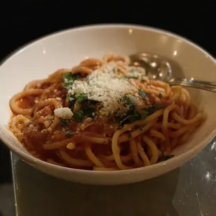 Pasta Pomodoro - surprisingly chewy noodles with a light delicious marinara