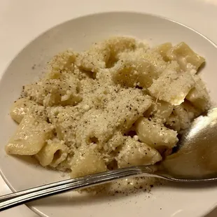 CACIO E PEPE