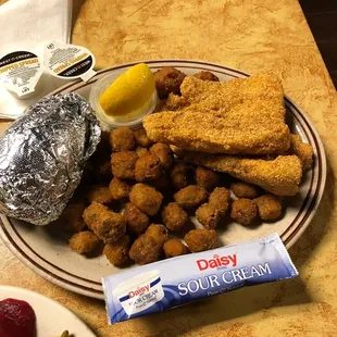 Catfish 2 filets.   Mmm.