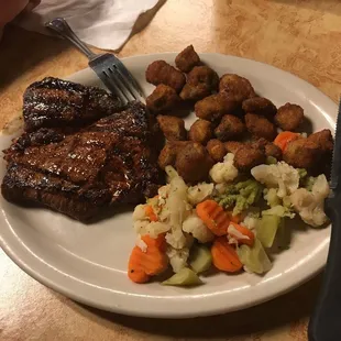 Special House Sirloin with fried okra and steamed veggies