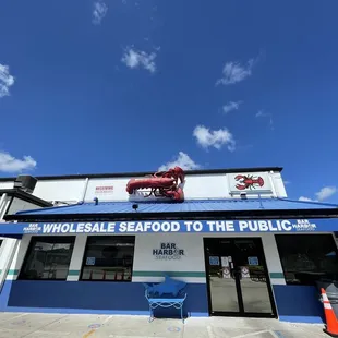 outside, sushi and sashimi
