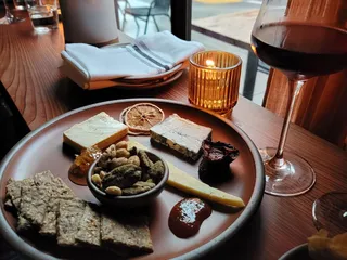 Bar Gemini
