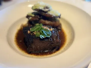 Doc B's Restaurant + Bar