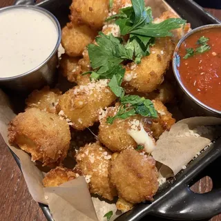 Fried Cheese Curds