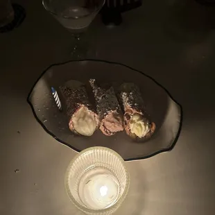 Cannolis